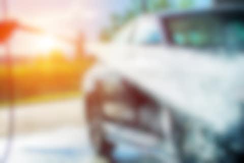 Autowäsche im Sommer Autowäsche im Sommer