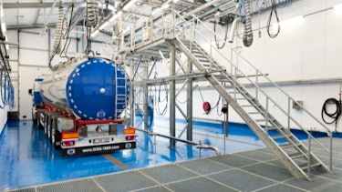 tank cleaning station tank cleaning station