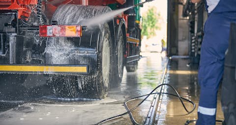 truck wash truck wash