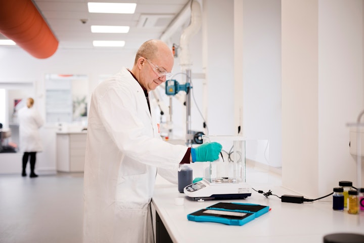 Laborant in einem Labor