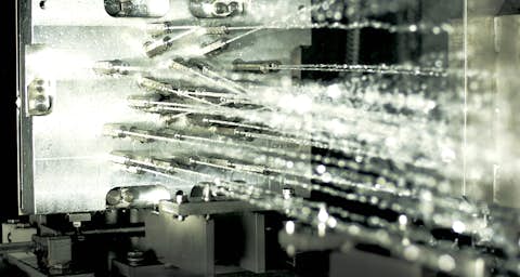 High-pressure injectors industrial component cleaning High-pressure injectors industrial component cleaning