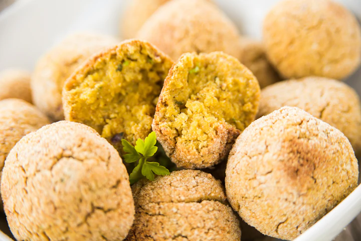 Nahaufnahme von veganen Fleischbällchen