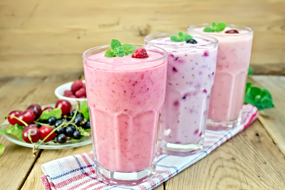 Milkshakes with fruits Milkshakes with fruits