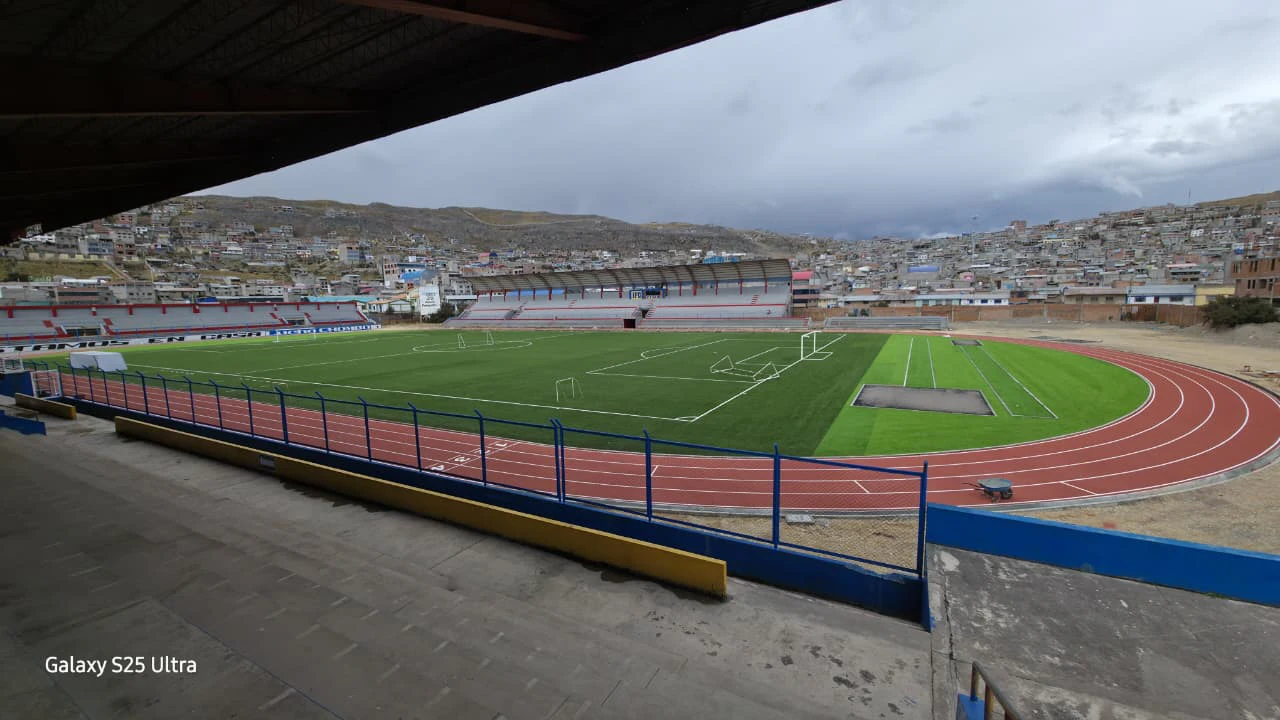 Estadio Daniel Alcides Carrión Running Track – Cerro de Pasco, Peru Carrión Running Track – Cerro de Pasco, Peru Wide view of the four-lane Stobitan® SW running track and football field at Estadio Daniel Alcides Carrión in Cerro de Pasco, Peru.